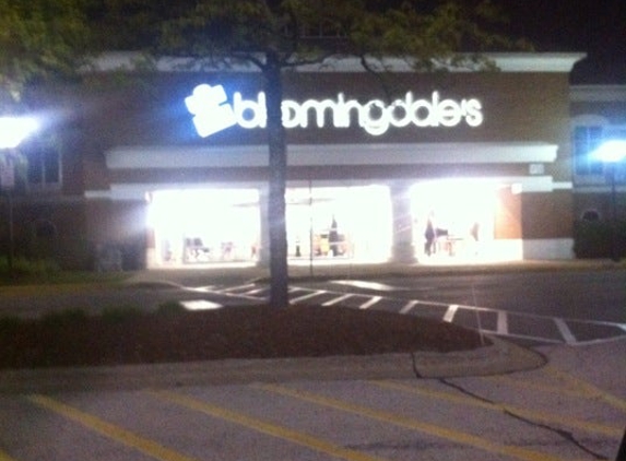 Bloomingdale's - Schaumburg, IL