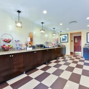 Hampton Inn & Suites Valley Forge/Oaks - Phoenixville, PA