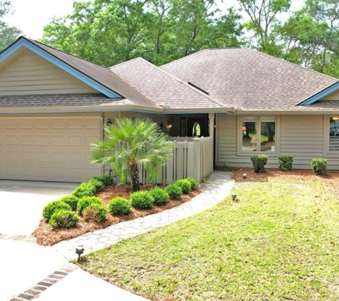 Awesome Bluffton and HHI Homes by Christopher-Robyn - Bluffton, SC