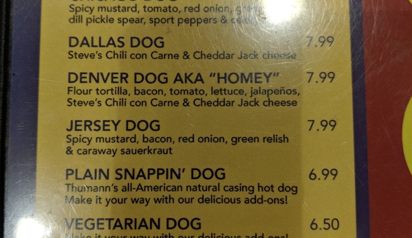 Steve's Snappin' Dogs - Denver, CO