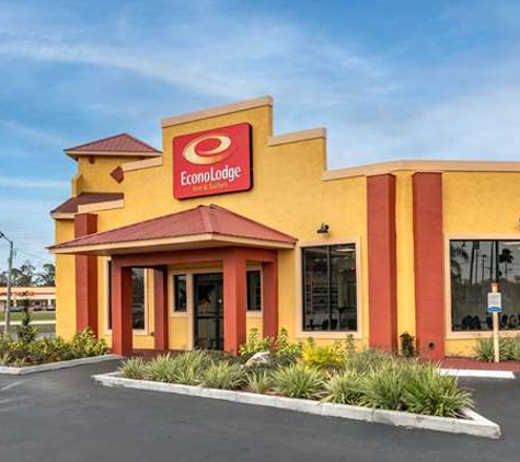 Econo Lodge - Kissimmee, FL