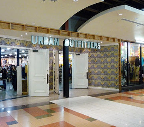 Urban Outfitters - Buffalo, NY