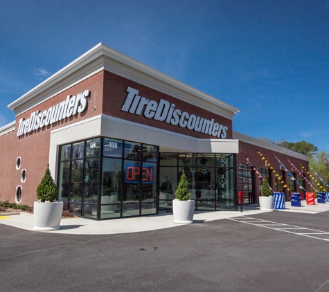 Tire Discounters - Chattanooga, TN