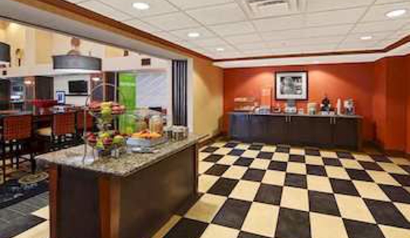 Hampton Inn & Suites Lawton - Lawton, OK