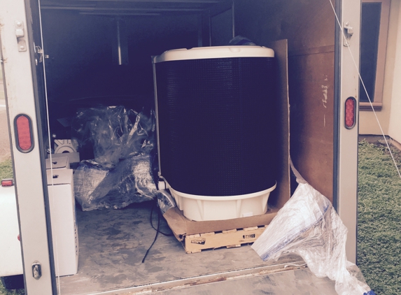 JCs Pool Service - san juan, TX. Un-loading Pentair heat pump