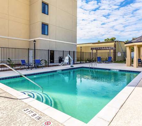 Comfort Suites - Channelview, TX