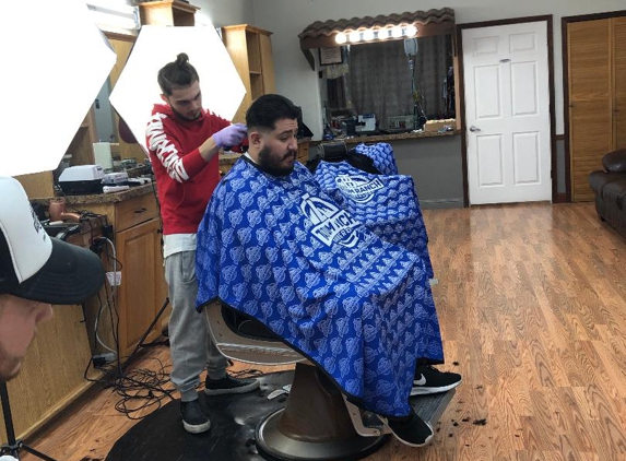 Tatum Ranch Barbershop - Cave Creek, AZ