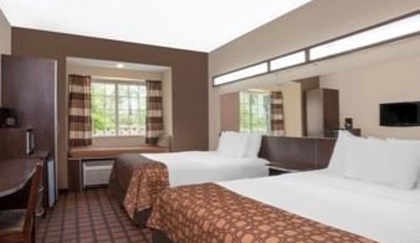 Microtel Inn & Suites by Wyndham Columbia/At Fort Jackson - Columbia, SC