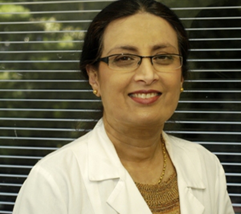 Ummekalsoom Rehman Malik, MD - New Hyde Park, NY