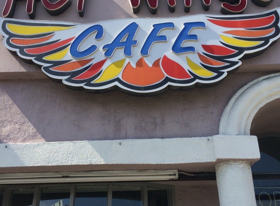 Hot Wings Cafe - Los Angeles, CA