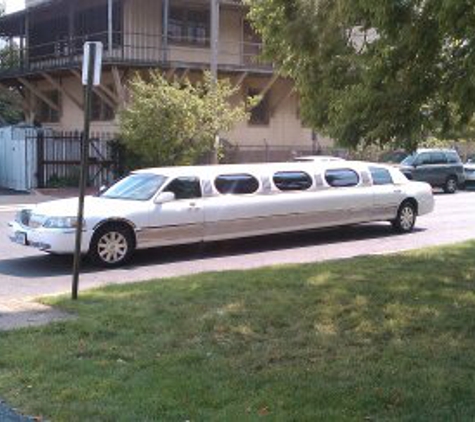 USA Sedan Limo Service Inc. - Arlington, VA. 12 pass limo