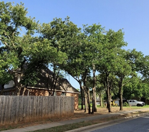 Sam's Tree Service & Stump Grinding - Edmond, OK