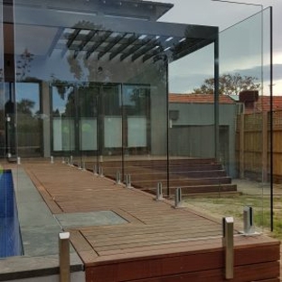 Alligator Glass - Cheltenham, VIC