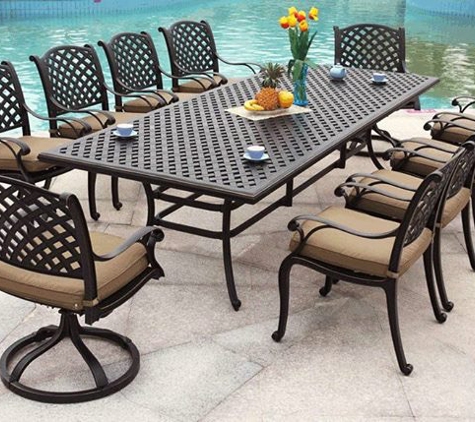 Beach & Patio Furniture - Fort Lauderdale, FL. Bring your furniture back to new condition - sandblast, paint & new cushions