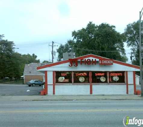 J J Fish and Chicken - Maywood, IL