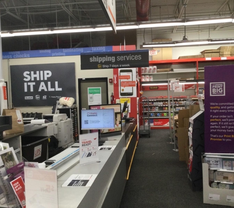 Staples - Massapequa, NY