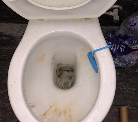 Leon Mancini & Sons Pty Ltd - Altona, VIC. Failed to report unhygienic use of basic ammentities.
