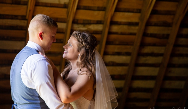 The Stables - Whitehouse, OH. Honey and Oak Photography at The Stables