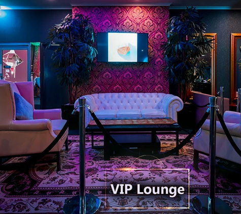 Langtrees.com. VIP Lounge