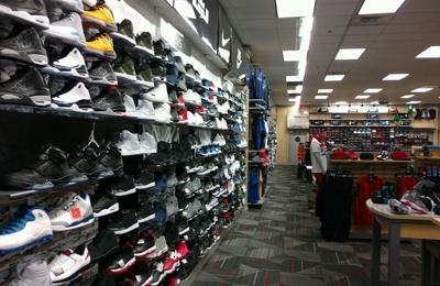 Hibbett Sports in Charlotte, NC - Sneakers Store