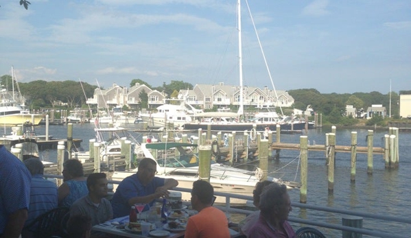 Flying Bridge Restaurant - Falmouth, MA