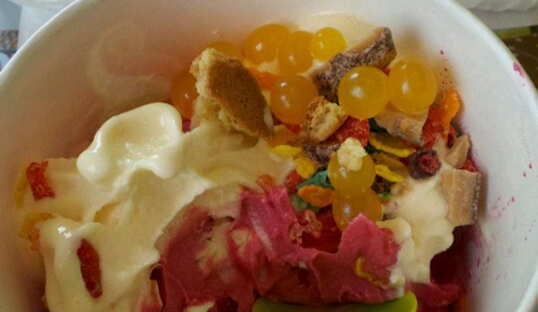 Menchie's Frozen Yogurt - Fairlawn, OH