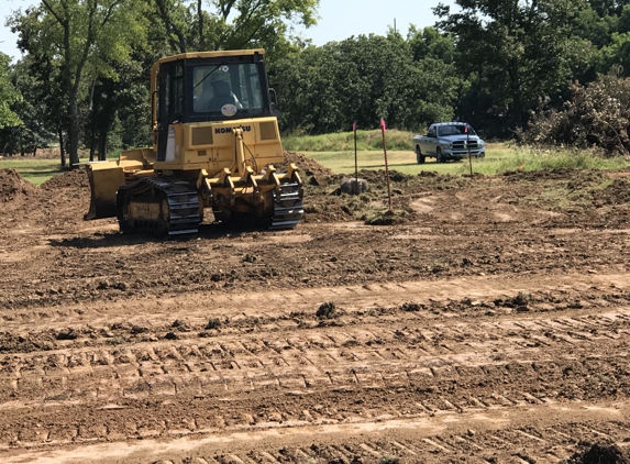 Tuggle Dozer & Tractor Service - Earlsboro, OK