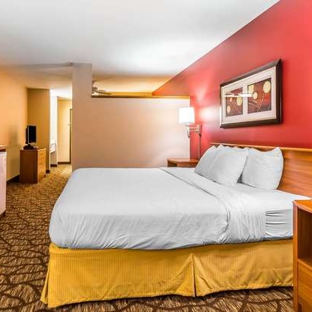 Quality Inn & Suites Chesterfield Village - Springfield, MO