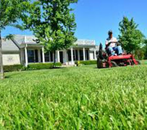 DFW Lawn Company - Crowley, TX