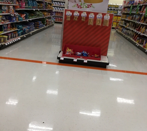 Target - Des Moines, IA