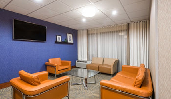 Wingate by Wyndham Springfield - Springfield, VA