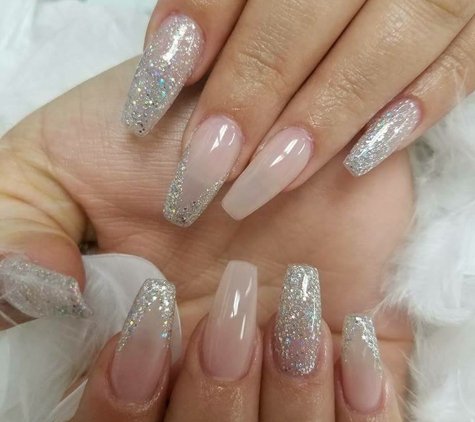 Secret Nail Salon - Hialeah, FL