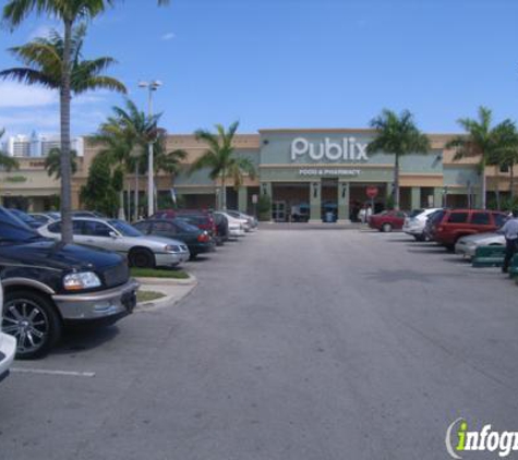 Publix Super Market at Biscayne Commons - North Miami, FL