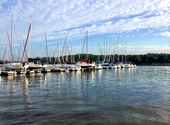 Perry Yacht Club - Meriden, KS