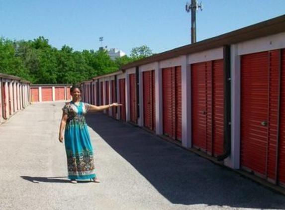Fairgrounds Mini Storage - Memphis, TN
