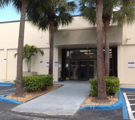 Life Storage - Plantation, FL