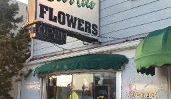 Bel-Aire Flower Shop - Milwaukee, WI