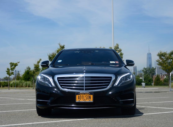 AP Luxury Limousines Inc - East Elmhurst, NY