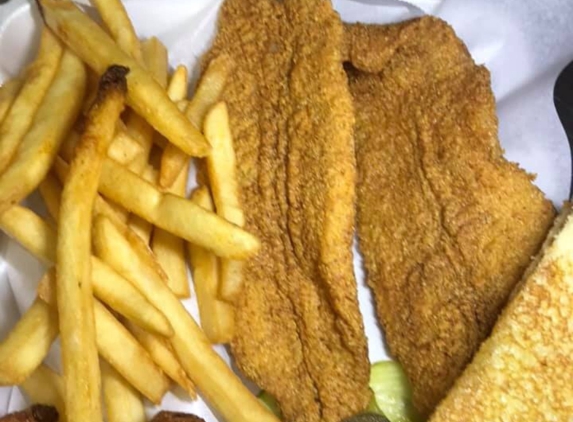 Rodeo Catfish & Wings - Mesquite, TX