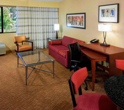 Courtyard by Marriott - San Diego, CA