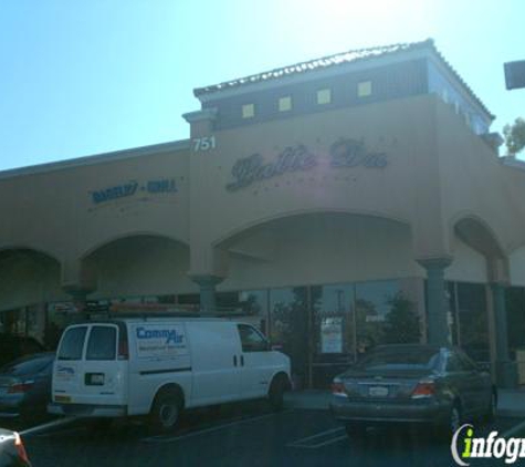 Latte Da Bagelery - Anaheim, CA