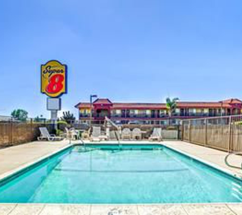 Super 8 by Wyndham Upland Ontario CA - Upland, CA