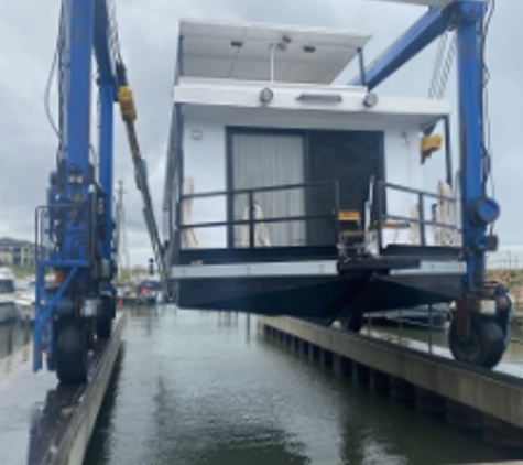 Goolwa Marine Services - Hindmarsh Island, SA