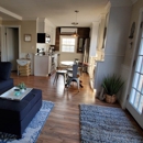 Christopher's Dockside Cottages - Vacation Homes Rentals & Sales