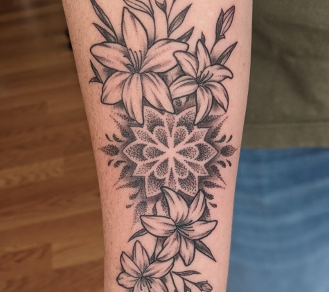 Alternative Arts Tattoo - Littleton, CO