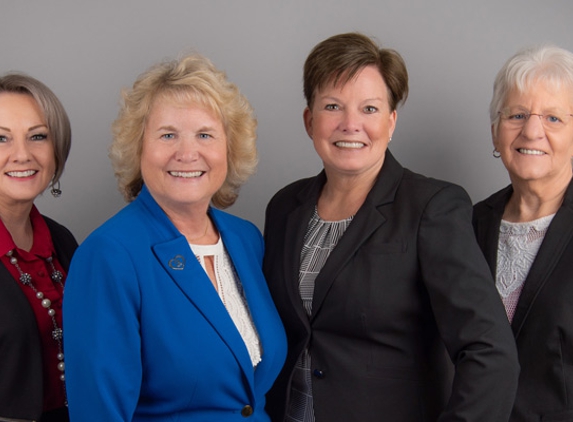 Team Bonnie and Maureen with RE/MAX Realty Plus - Mount Airy, MD