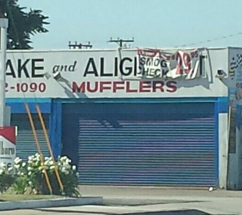 Scotty's Brake & Muffler - El Monte, CA. Outside next to 76 gas station