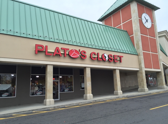 Plato's Closet Danbury - Danbury, CT