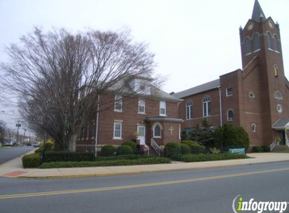 St Stanislaus Kostka School Office - Sayreville, NJ