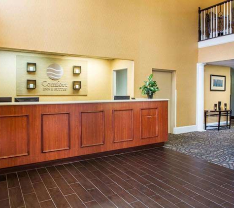 Comfort Inn & Suites at Stone Mountain - Stone Mountain, GA